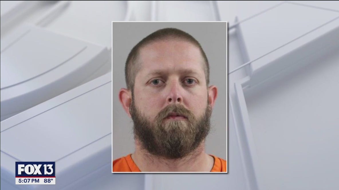 Softball coach accused of exchanging nude pics with teen